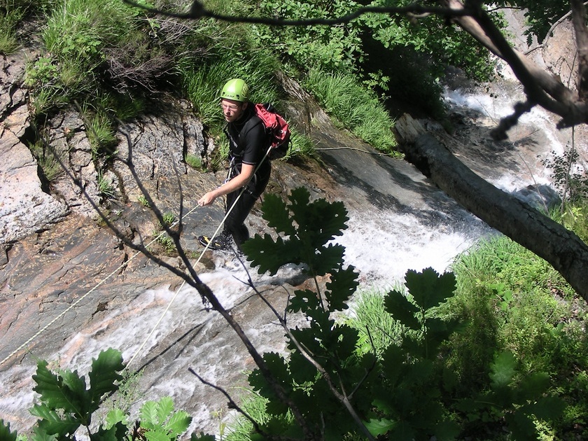 article Gouaux Canyon 8 (3561 visites) article Gouaux Canyon 8