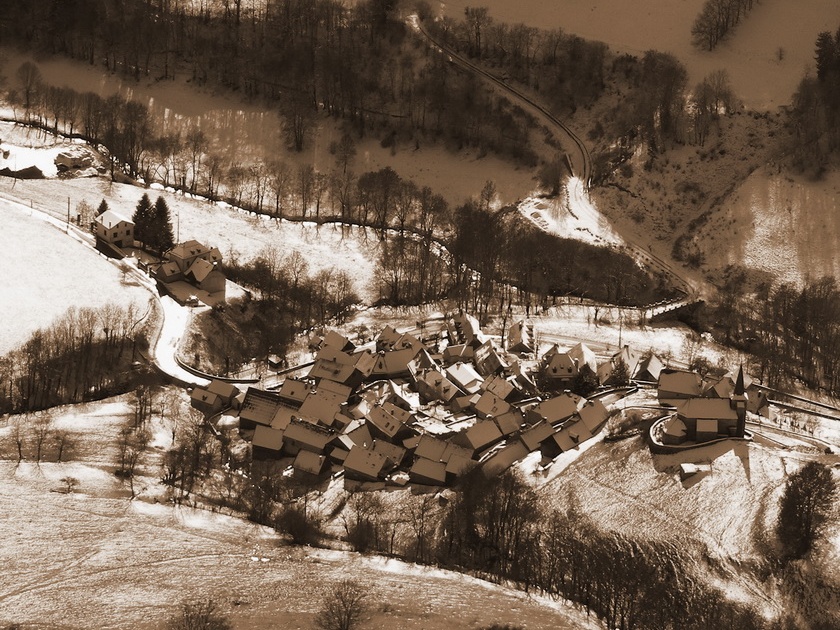 BG cap Bares Jan16 25