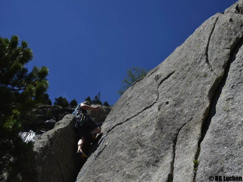 Stage autonomie escalade falaise dans les Pyrénées Stage autonomie escalade falaise dans les Pyrénées